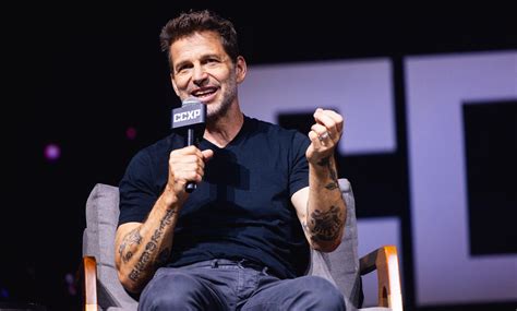 Zack Snyder Celebra F S A Primeira Exibi O Mundial Do Filme Rebel