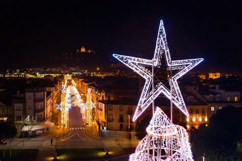 Viana J Acendeu A Ilumina O De Natal