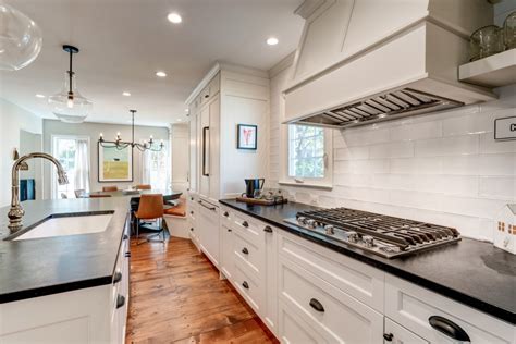 Modern Farmhouse Kitchen Remodel In Reston Va Farmhouse Kitchen