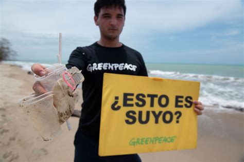 Greenpeace anuncia campaña para frenar el avance del plástico en