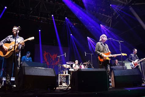 Photo Essay Backstage With The Bodeans Milwaukee Independent