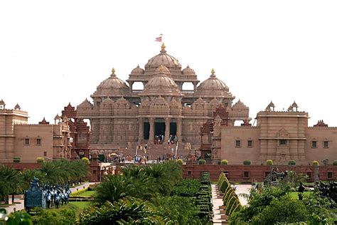 Lord Swaminarayan Akshardham Temple In Delhi Hd Wallpaper Pxfuel