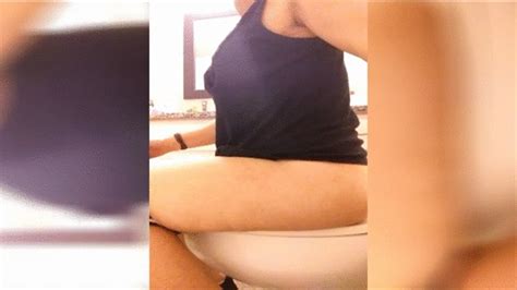 Aubrey Jan 3 Potty Wmv Amateur House Clips4sale