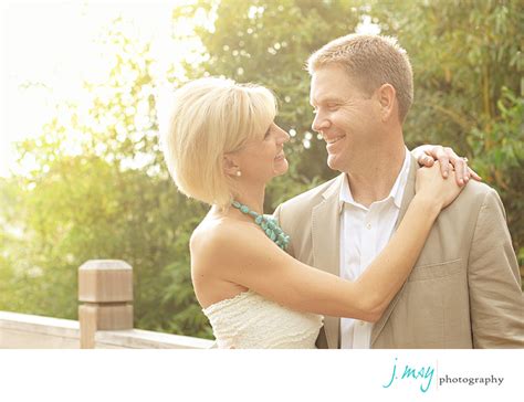 Brooke And Brett Engagement Pictures At Fort Worth Botanic Japanese