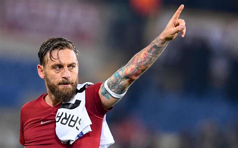 Daniele De Rossi è Il Nuovo Allenatore Della Roma Lannuncio Dei