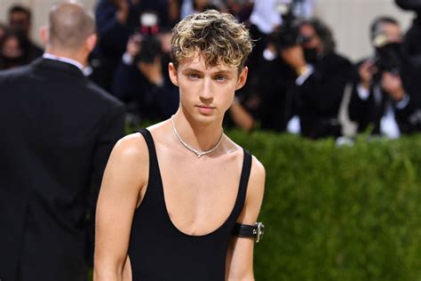 Troye Sivans Altu Dress At The Met Gala 2021 Popsugar Fashion