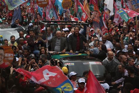 Lula Encerra Campanha Caminhada Ao Lado De Haddad No Centro De SP