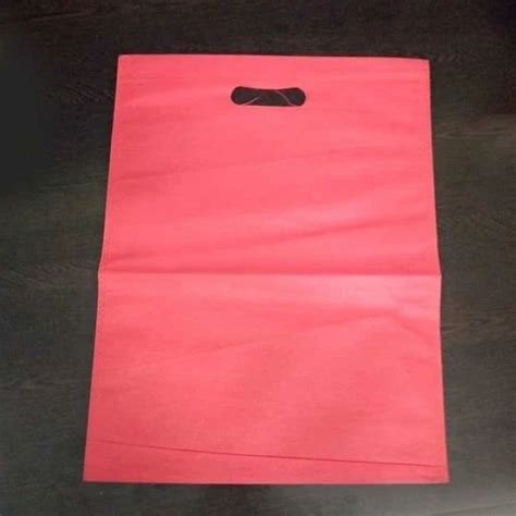 Red D Cut Non Woven Bag At Rs 140 Kg D Cut Non Woven Bags In