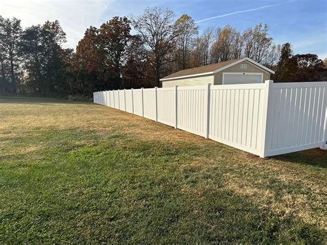 Advantages Of Vinyl Fencing Burlington Nc Nickelston Fence Company Inc