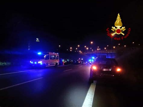 Tamponamento Tra Tre Auto In Tangenziale Sud A Verona Foto Dei Vigili