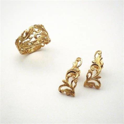 Anello E Orecchini In Oro Giallo Stile Fiorentino Realizzati Nel