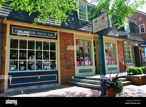 Little Shops In Historic Downtown Williamsburg Virginia Usa Stock