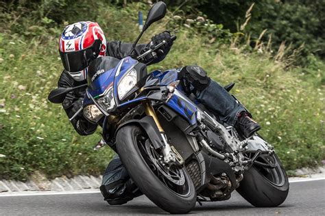 Power Naked Bike Test Aprilia Tuono V Rr Vs Bmw S R