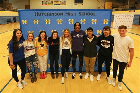 Hutchinson High School hosts signing day for nine student athletes - SoccerNorthwest.com