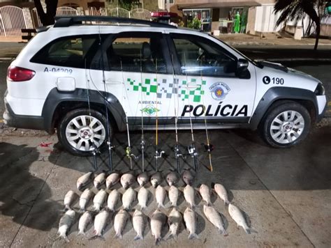 Pol Cia Ambiental Prende Dois Homens Por Pesca Predat Ria