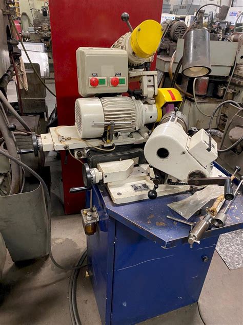 BRIERLEY ZB32 2 DRILL POINT GRINDER Blumberg Machinery Co