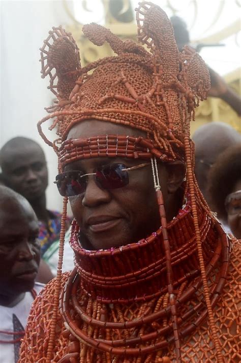 Ceremonial splendor as new Oba of Benin is crowned ~ DNB Stories