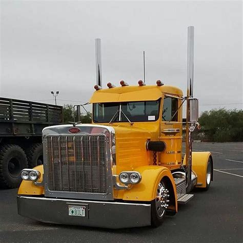Custom Peterbilt 379 Truck
