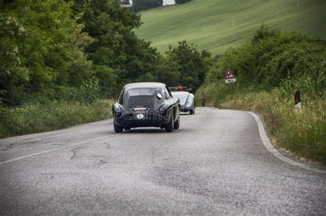 Race Vintage Car One Thousand Miles 2015 Editorial Photography - Image ...