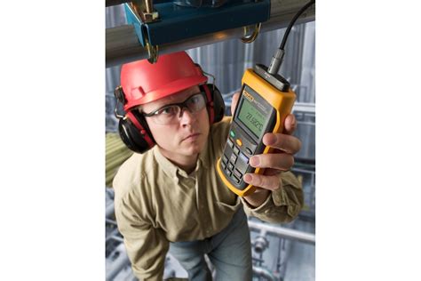 Fluke Calibration 1523 Handheld Thermometer Readout | Fluke