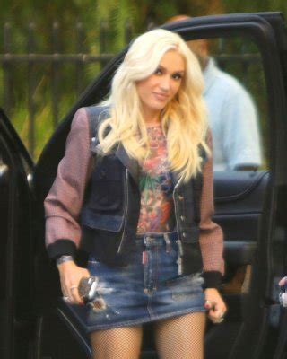 Gwen Stefani Paparazzi Up Skirt Photos Porn Pictures XXX Photos Sex Images 4026072 PICTOA