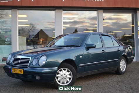 Top 34 Mercedes Benz E 220 Image