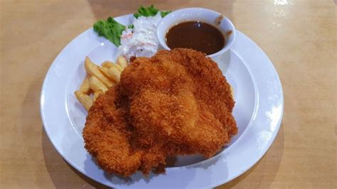 Chicken Chop Breaded Chop2cafe Tanjung Rambutan Food Malaysian Food Breakfast