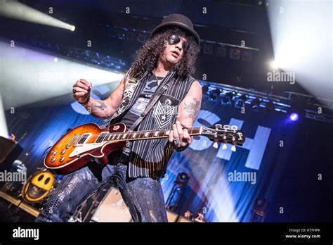 Guns Roses Guitarist Slash Performs Banque De Photographies Et Dimages