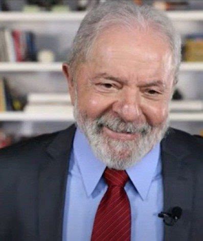 Depois De Fazer Sucesso Por Coxas Definidas Lula Posta Foto Sem