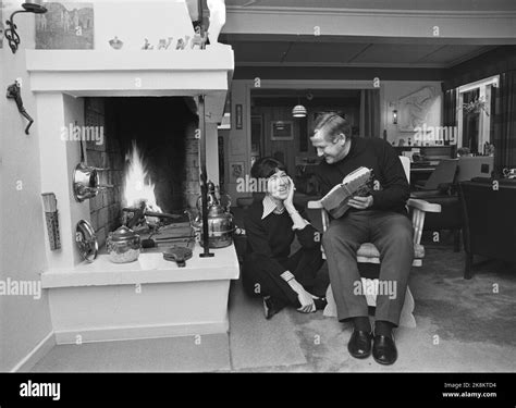 Cabin fireplace Black and White Stock Photos & Images - Alamy