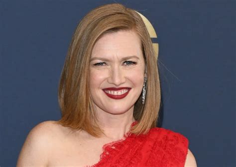 Série Maníacos on Twitter Mireille Enos entrou pro elenco de