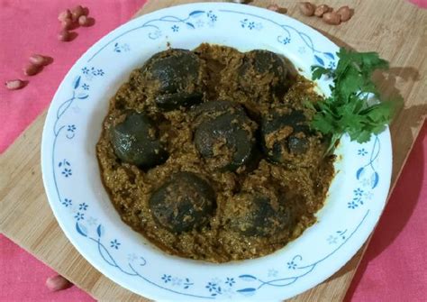 Stuffed Brinjal Curry Bharli Vangi Recipe By Purvi Modi Cookpad