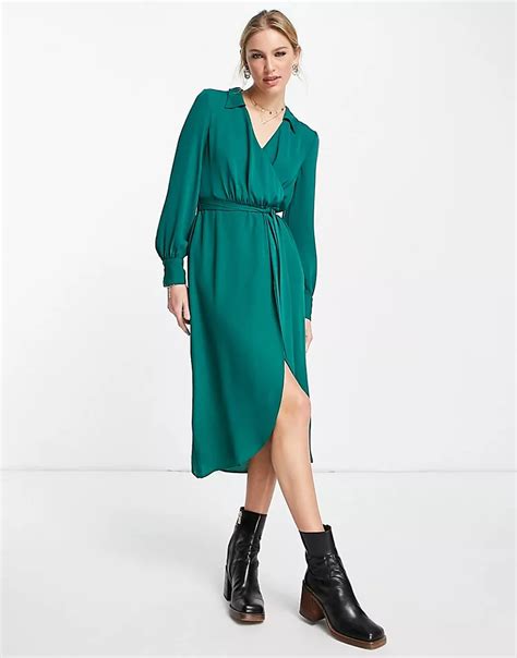 ASOS DESIGN Kopertowa sukienka midi z kołnierzykiem i paskiem w