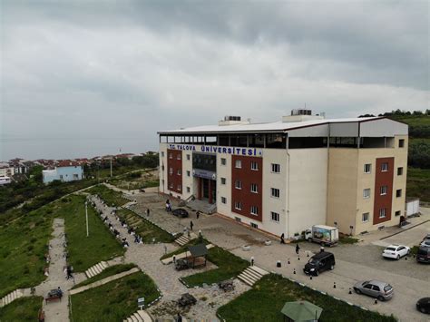 Yalova Üniversitesi