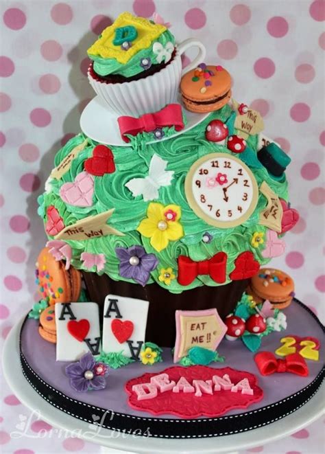 Alice In Wonderland Mad Hatter Themed Giant Cupcake L Facebook