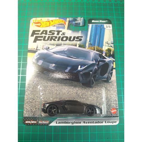 Hot Wheels Lamborghini Aventador Coupe Car Culture Shopee Malaysia