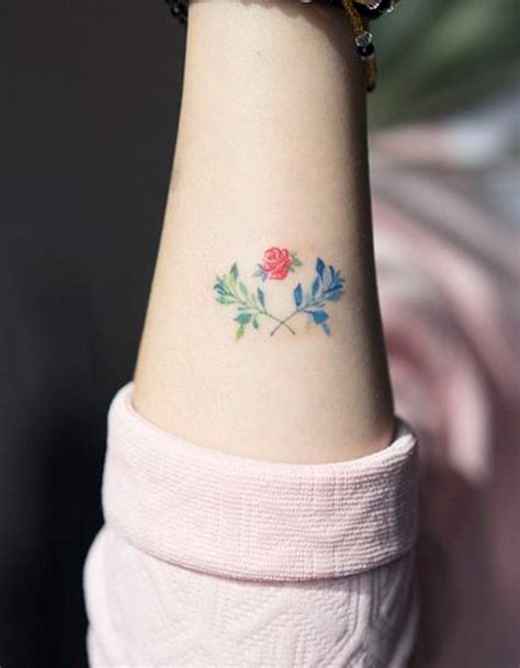 Tatouage Fleur Couleur 20 Tatouages Fleuris Qui Font Envie Elle