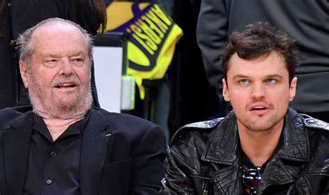 Jack Nicholson attends Lakers game after sparking concern | Celebrity ...