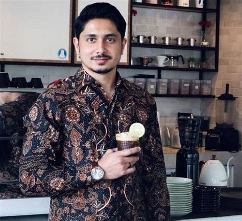 Profil Dan Biodata Reza Levi Lengkap Agama Saudara Tiri Abhimana Di