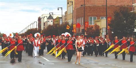 Homecoming Parade Brings Psu And The Community Together The Collegio