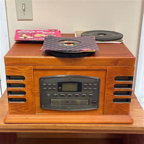 Crosley Turntablecdcassette Playerradio W Vinyl Sr Rg