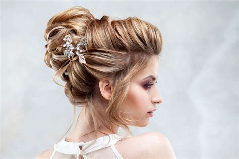 Bridal Hair And Makeup Pictures - Wavy Haircut