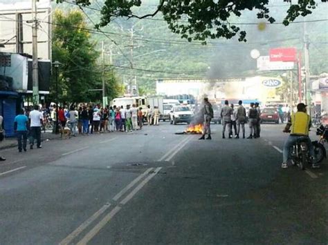 Protestan En Sector La Javilla En Repudio A Muerte Violenta De Un Joven