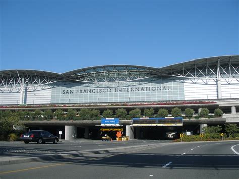 Where to park at San Francisco Airport - SFO Airport Parking Rates