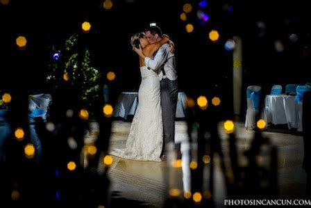 Ocean Coral and Turquesa Wedding Pictures