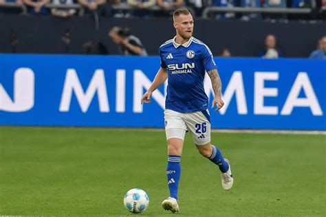 Kehrt Schalkes Abwehr Ass Kalas zum HSV Spiel zurück