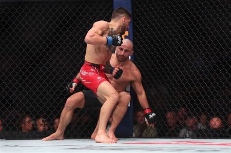 Hasil UFC 298 Jadi Orang Tua Beneran Alexander Volkanovski Dipukul