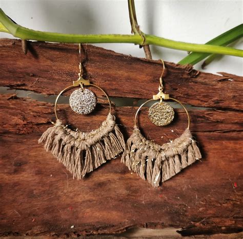 Boucles D Oreilles Cr Oles Scintillantes En Macram Dor Es Et Caf