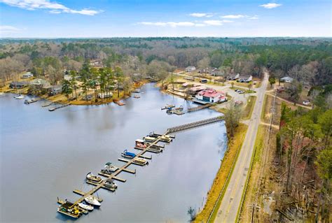 Former Spinners Lake Murray Resort Marina Marketplace