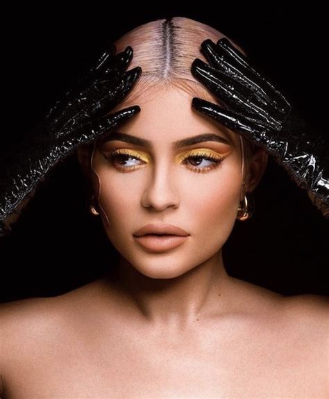 Spooky Time Looks: Kylie Jenner Drops Halloween Collection – SMU Look